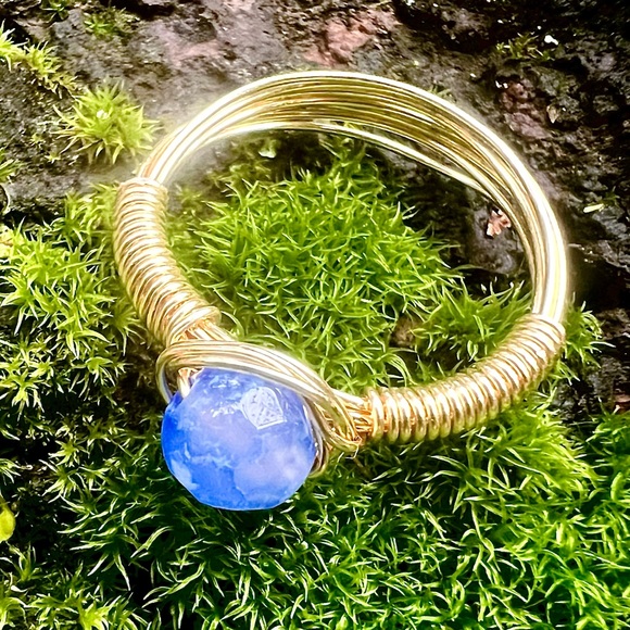 Handmade Jewelry - Hand Crafted Elegant Gold Tone Wire Wrapped Blue Agate Stone Ring